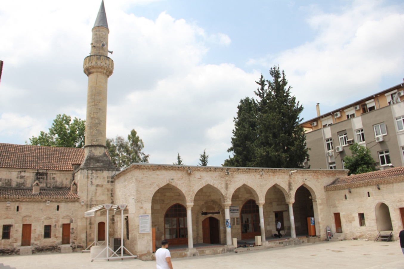 Tarihi Yağ Camii asırlara meydan okuyor Tarihi Yağ Camii asırlara meydan okuyor